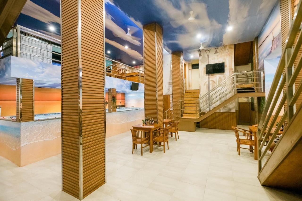 Caroline Hostel Canggu  Luaran gambar