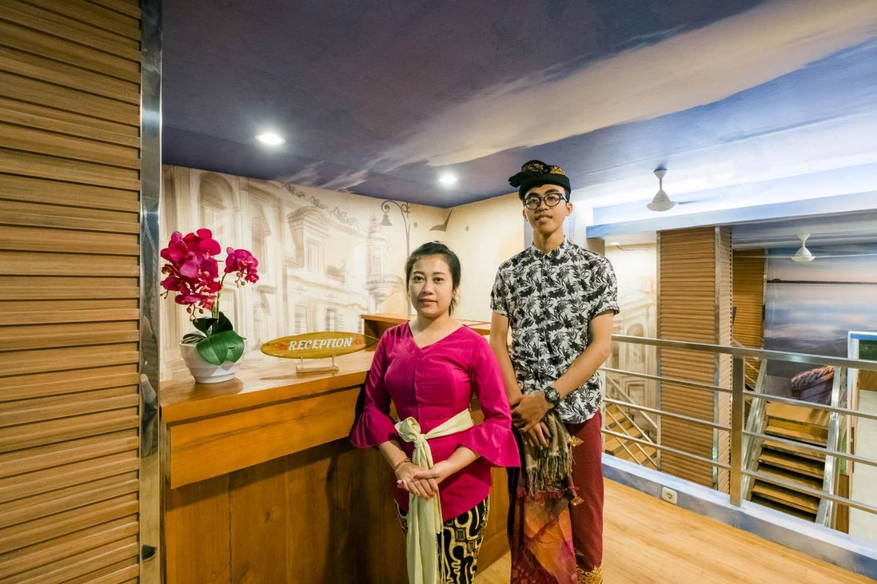 Caroline Hostel Canggu  Luaran gambar
